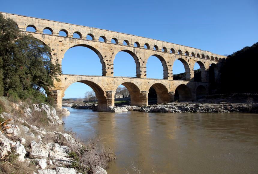 pont-du-gard-aqueduct